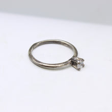 Load image into Gallery viewer, Quartz Ring