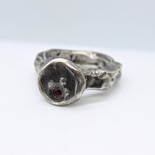 Load image into Gallery viewer, Garnet Ring