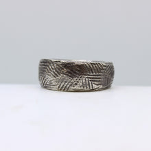Load image into Gallery viewer, Silver Textured Ring