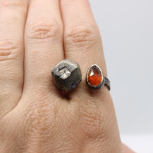 Load image into Gallery viewer, Garnet &amp; CZ Ring