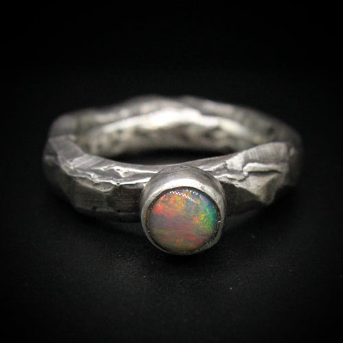 Welo Opal Ring