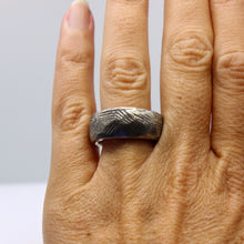 Load image into Gallery viewer, Silver Textured Ring