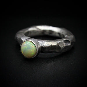 Welo Opal Ring