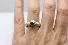 Load image into Gallery viewer, Silver “Crystal” Ring