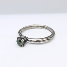 Load image into Gallery viewer, Blue Sapphire Ring